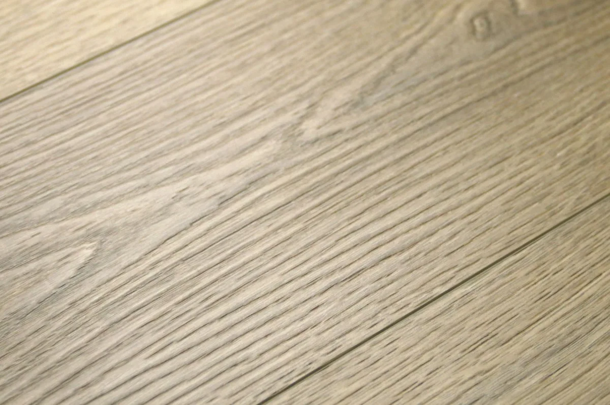 Кварцвиниловая плитка Damy Floor клеевая Family LVT Дуб Кавказский 9531-2A-LVT 1227×187×2,5