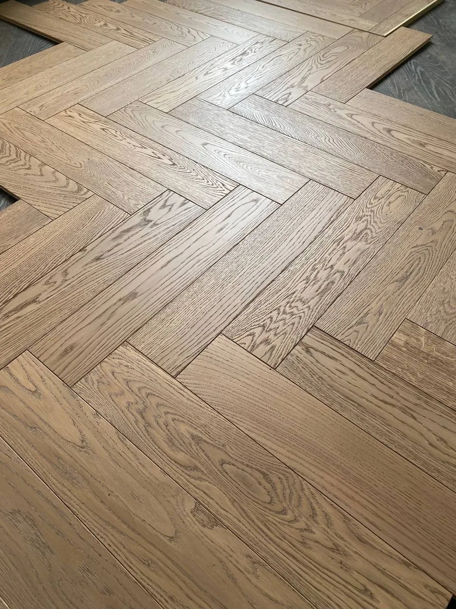 Инженерная доска Епаркет Дуб Шуя натур УФ лак венгерская елка 540×90×15