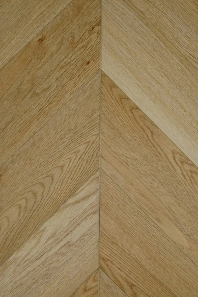 Кварцвиниловая плитка Damy Floor клеевая Chevron LVT Тюильри DF03-Ch-LVT французская елка 600×127×2,5