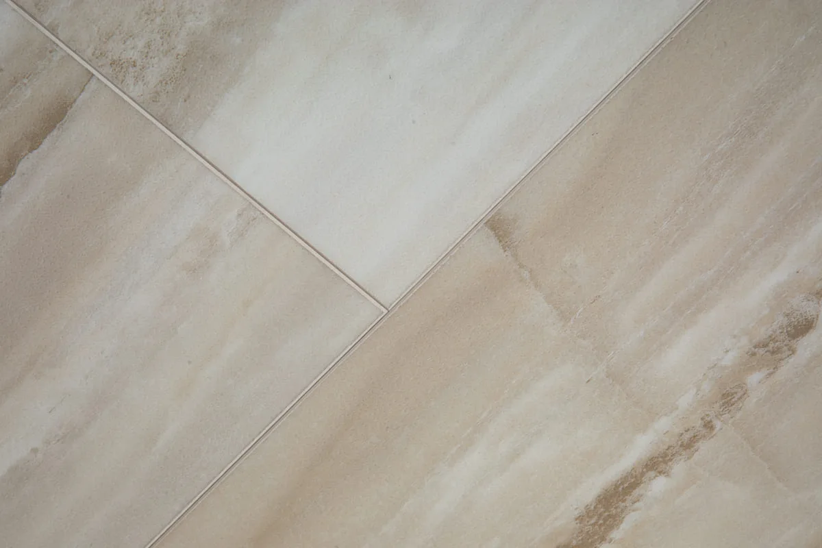 Кварцвиниловый SPC ламинат StoneWood Камень Уайт Пёрл White Pearl S-001-10 610×305×4
