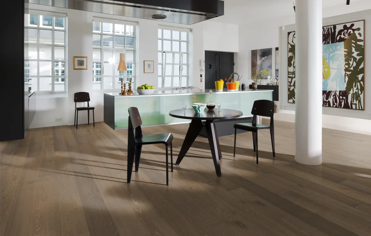 Паркетная доска Kahrs Новая классика Дуб Титан Nouveau Greige 151N8AEKGGKW220 Lively 2266×187×15