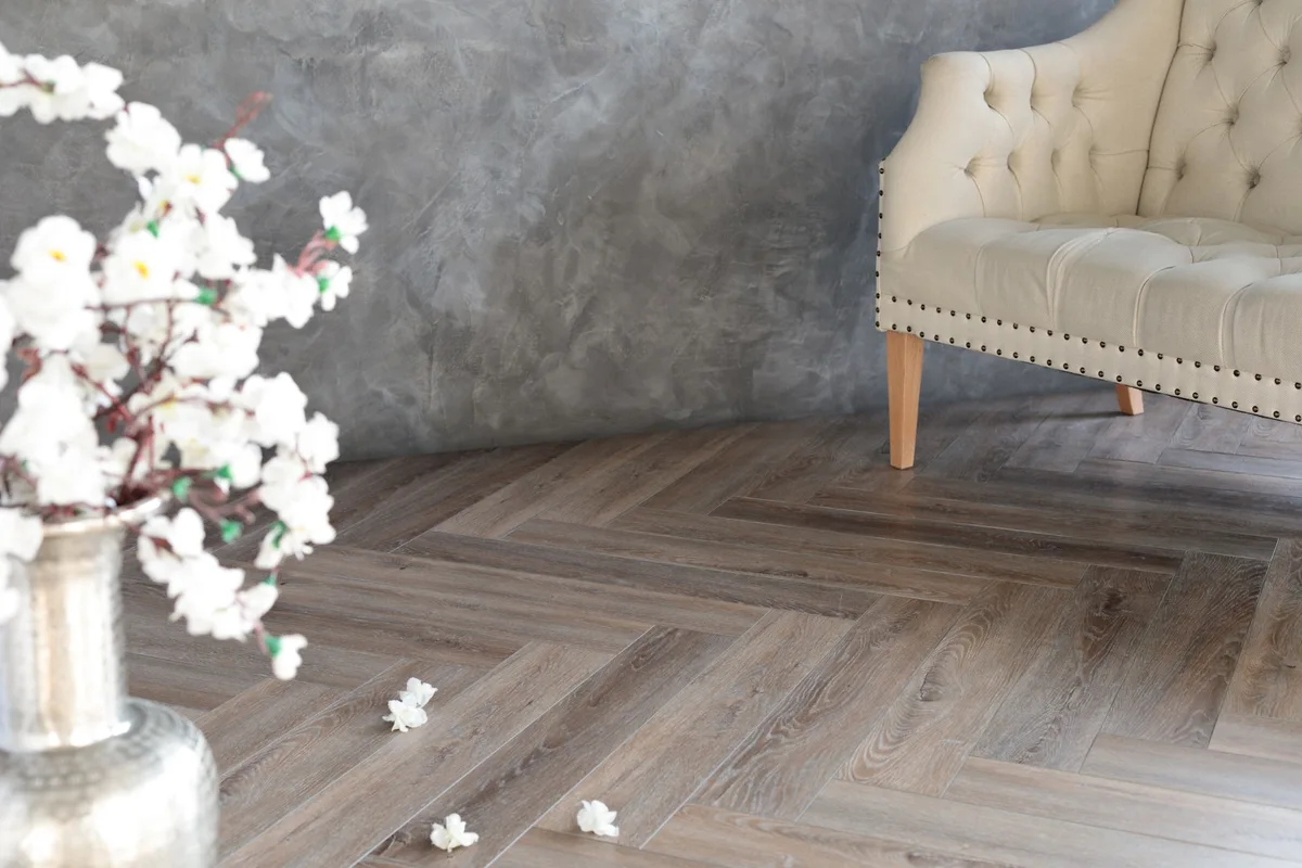 Кварцвиниловый SPC ламинат Aquafloor Parquet Plus AF6013PQ венгерская елка 720×120×7