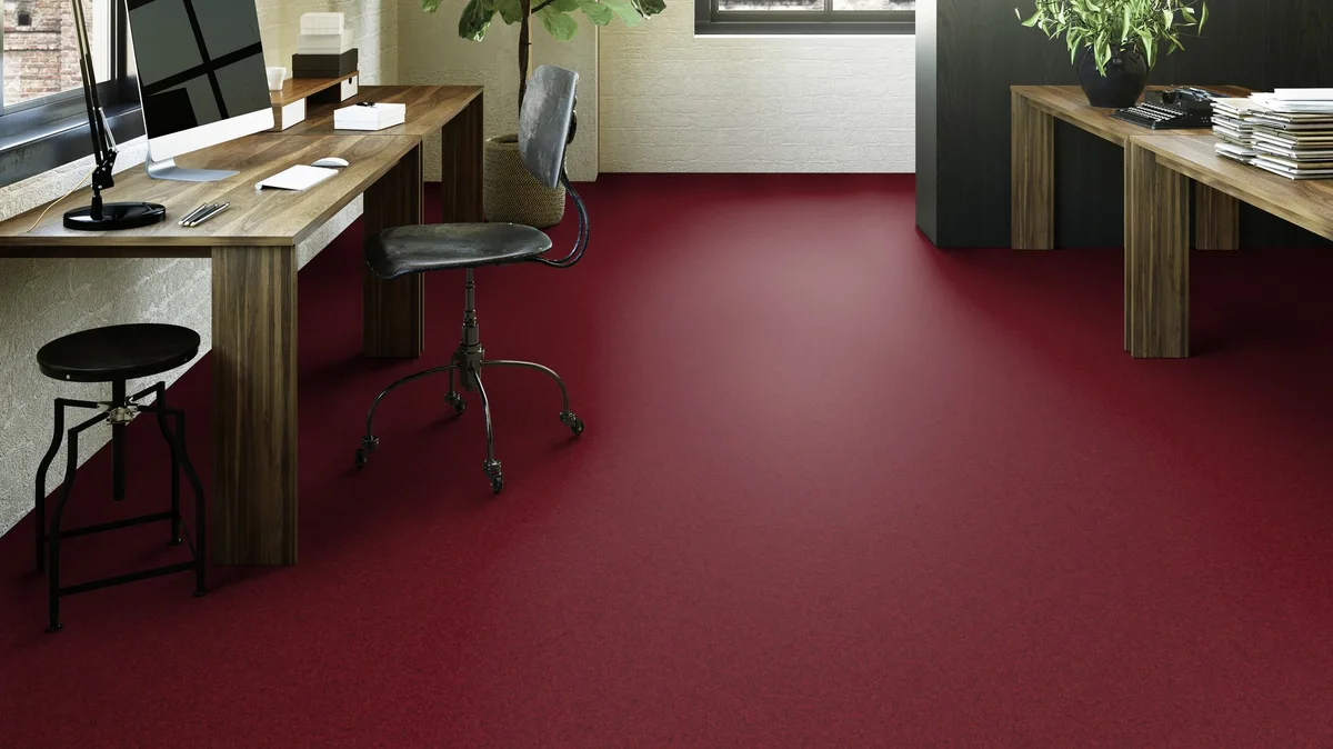 Ковролин Associated Weavers Медуза цвет 11 Bordeaux 1000×4000×5,2