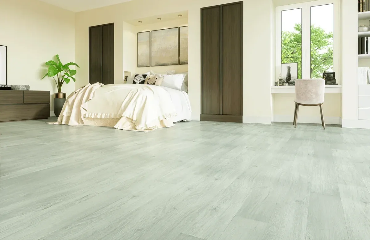 Кварцвиниловый SPC ламинат Home Expert Natural Дуб Зимний лес 1210 / 1028-29 1220×150×3,5