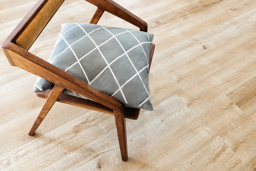 Кварцвиниловый SPC ламинат Alpine Floor Real Wood Дуб Натуральный ECO 2-5 1220×183×6