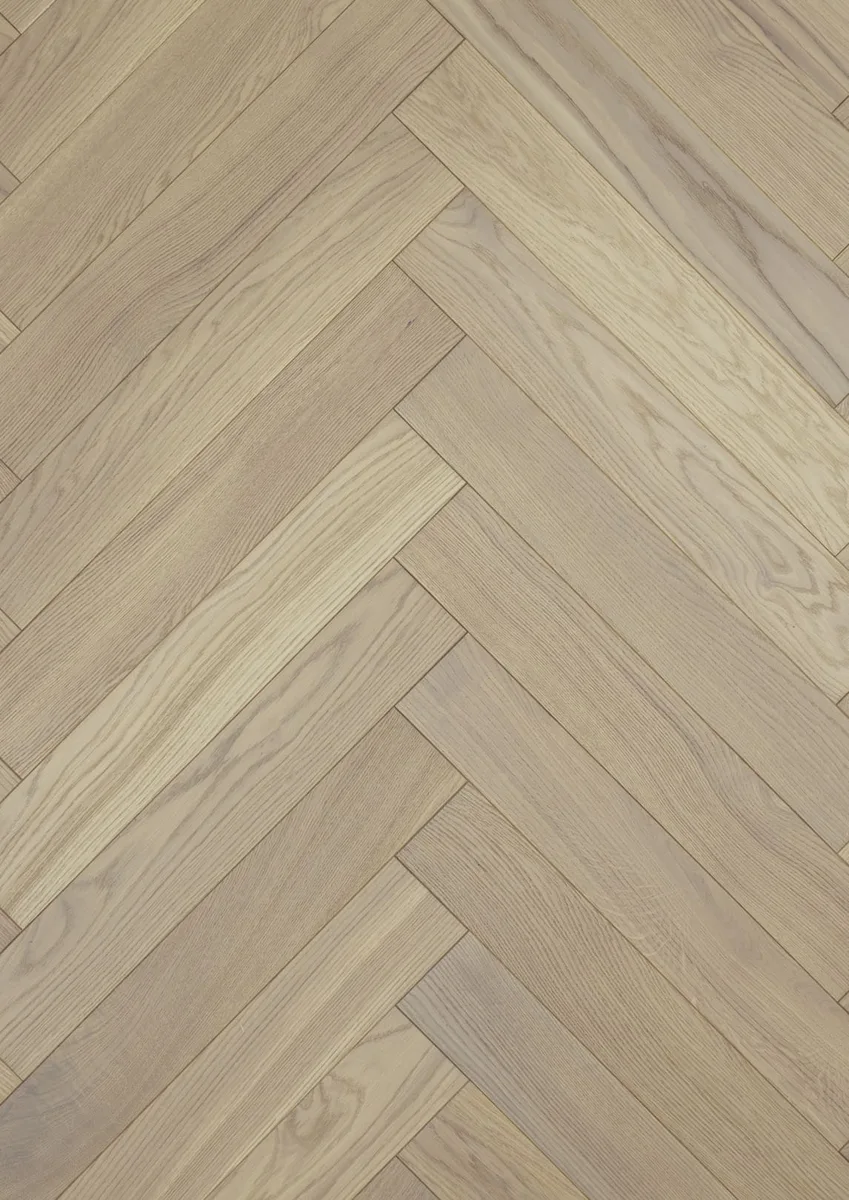Паркетная доска Karelia Herringbone Дуб Caramel HB 1019ABHB8CARA111 Natur венгерская елка 600×100×14