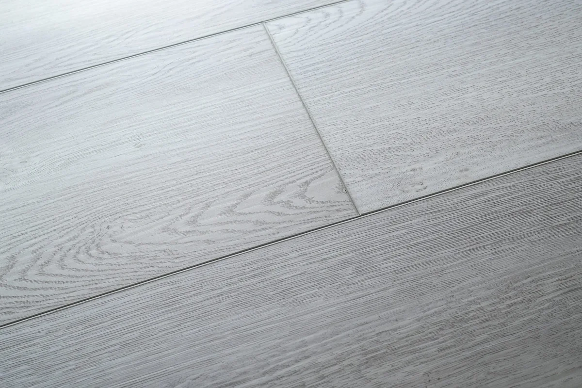 Кварцвиниловая плитка Damy Floor клеевая Family LVT Дуб Зимний TCM304-3-LVT 1227×187×2,5