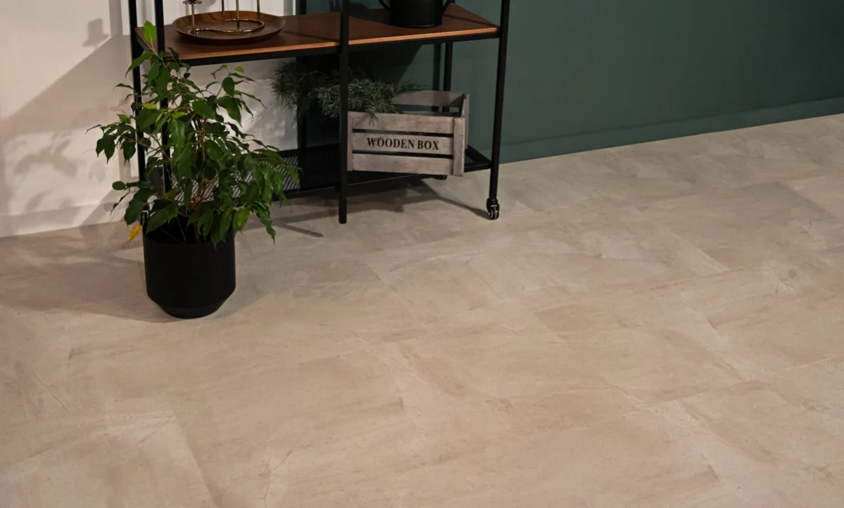 Кварцвиниловый SPC ламинат Vinilam Ceramo Stone Бетон Белый 71615 940×470×8