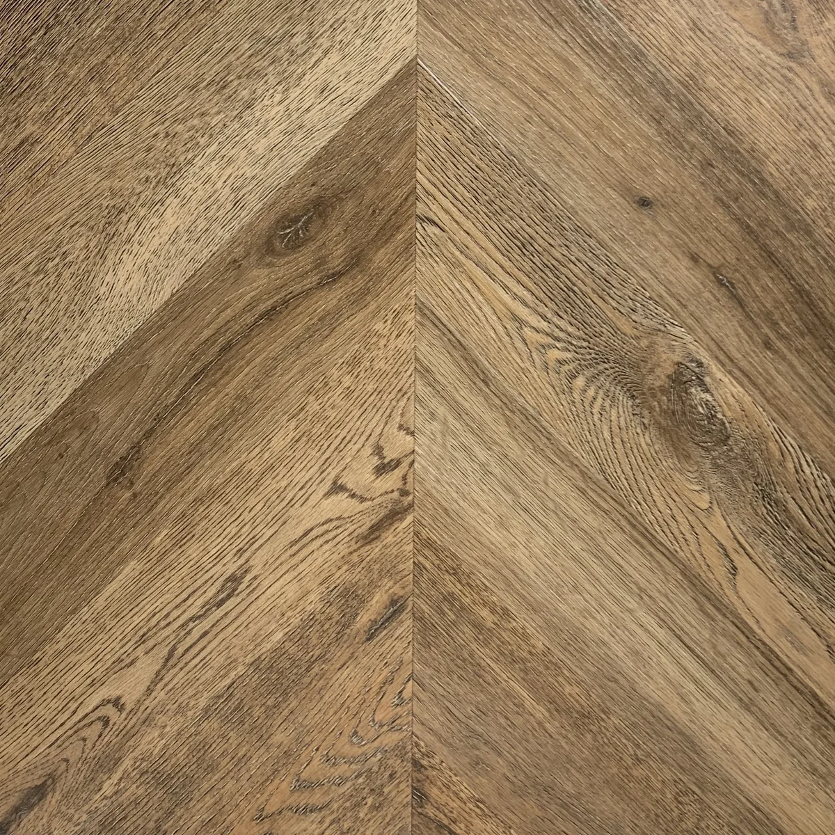 Кварцвиниловый SPC ламинат Vinilam Parquet Chevron Шеврон Нормандия RI153610CL4 французская елка 1293×305×8,5