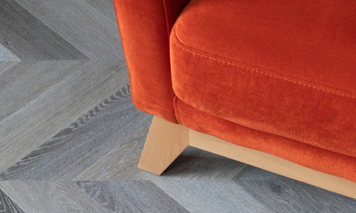 Кварцвиниловая плитка Vinilam клеевая Parquet Chevron Glue Шеврон Легран RI444515CL4 французская елка 690×115×2,5