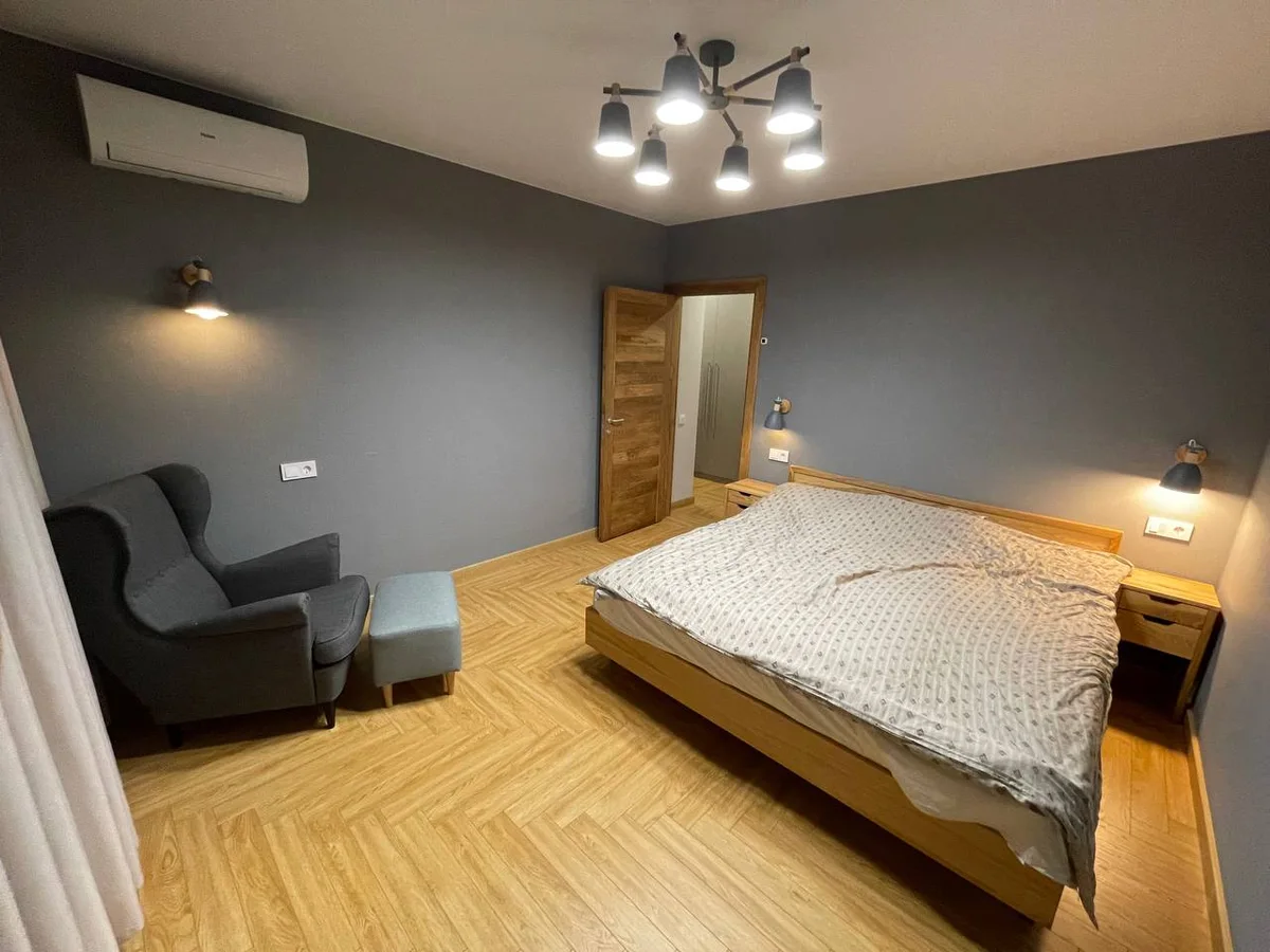 Ламинат Alpine Floor Herringbone 12 Дуб Пьемонт LF105-06 венгерская елка 600×100×12