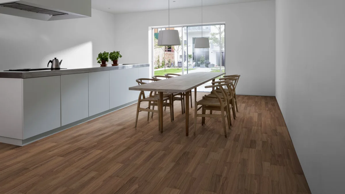 Паркетная доска Kahrs Life Орех Pure Walnut LTCLRW3010-193 Calm 1225×193×7