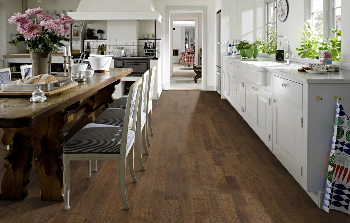 Паркетная доска Kahrs Гармония Дуб Солод Ale 153N6CEKQ1KW240 Lively 2423×200×15
