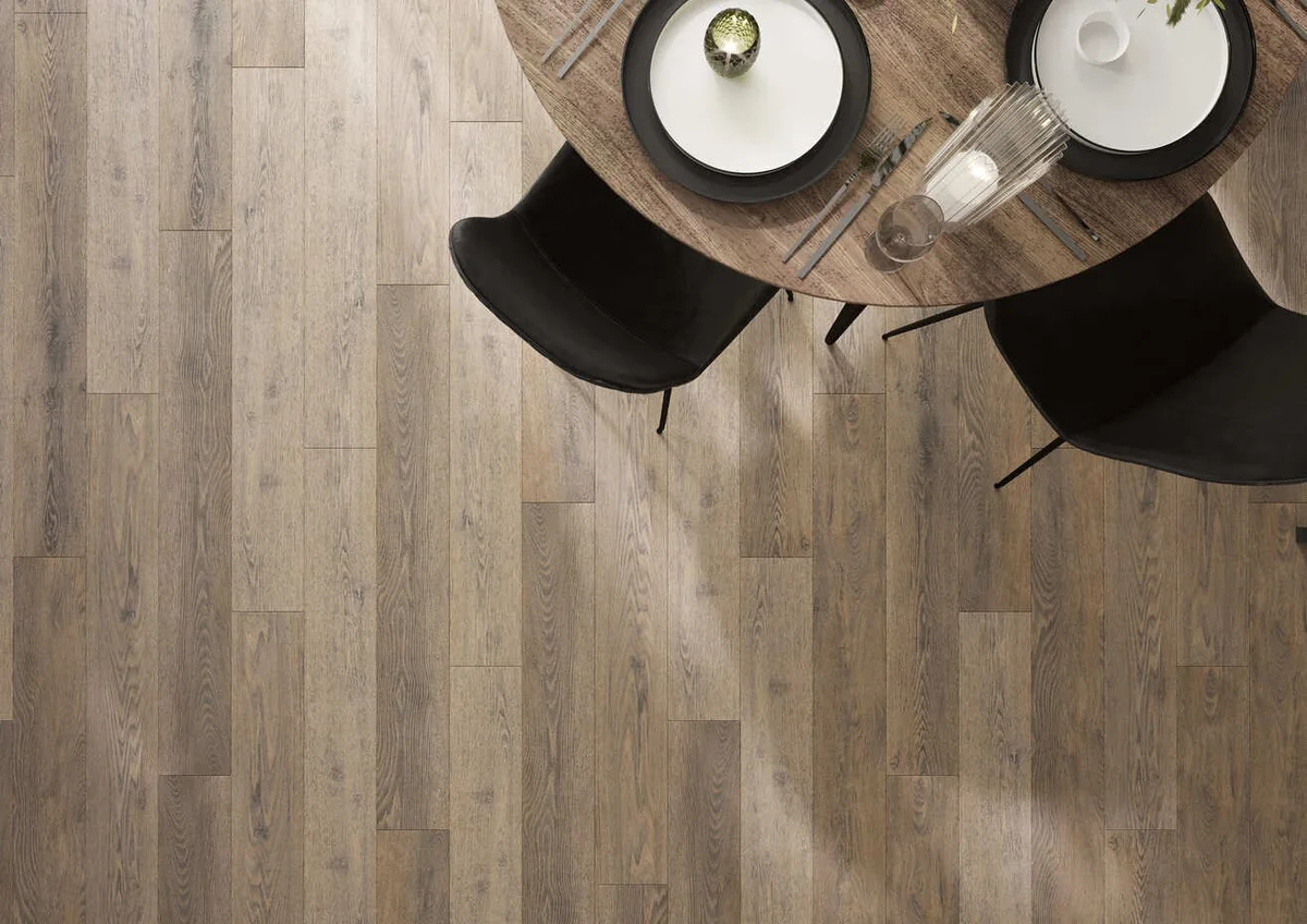 Кварцвиниловый SPC ламинат AlixFloor City Line Дуб Дымчатый Темный ALX3020-4 1220×183×5