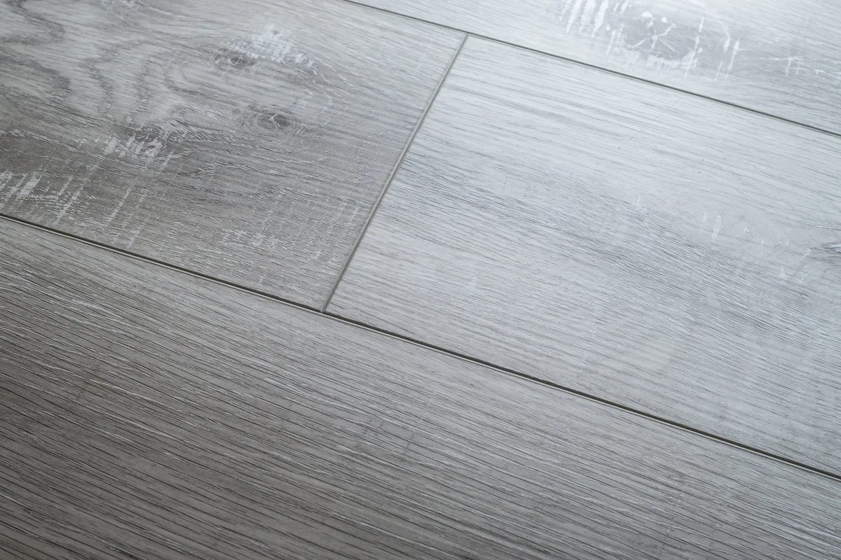 Кварцвиниловый SPC ламинат Damy Floor Family Дуб Рустикальный Cерый TCM369-28 1220×180×4
