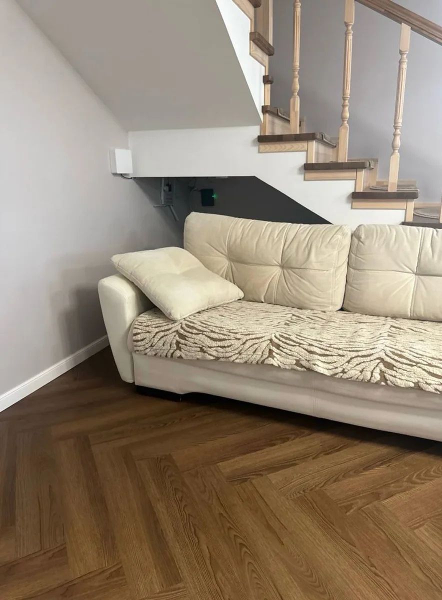Кварцвиниловый SPC ламинат Vinilam Parquet Herringbone Паркет Винсент IS11200 венгерская елка 720×120×6,5