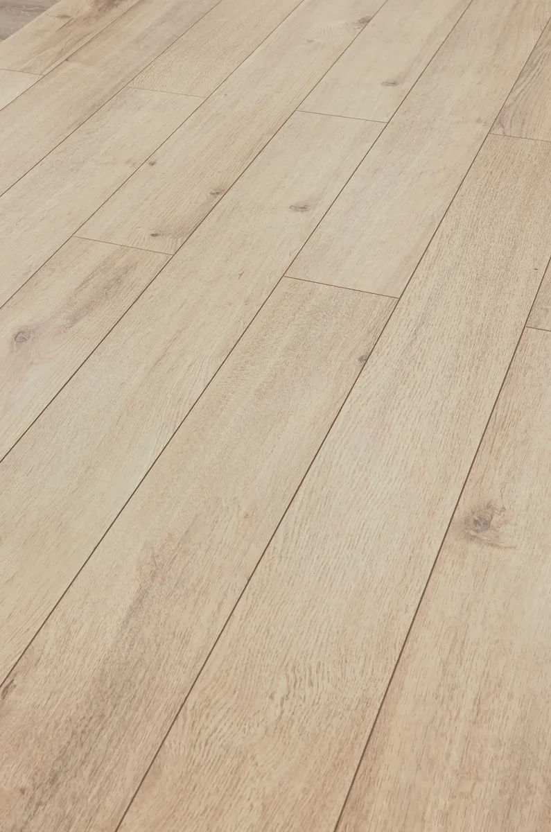 Ламинат AlixFloor Natural Line Дуб Натуральный классический ALX826 1261×133×12