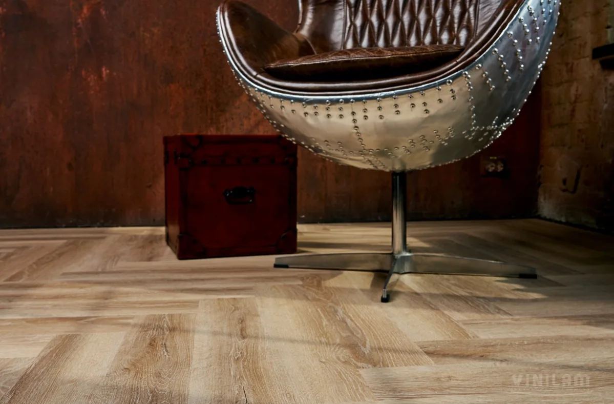 Кварцвиниловый SPC ламинат Vinilam Parquet Herringbone Паркет Классический IS11166 венгерская елка 720×120×6,5