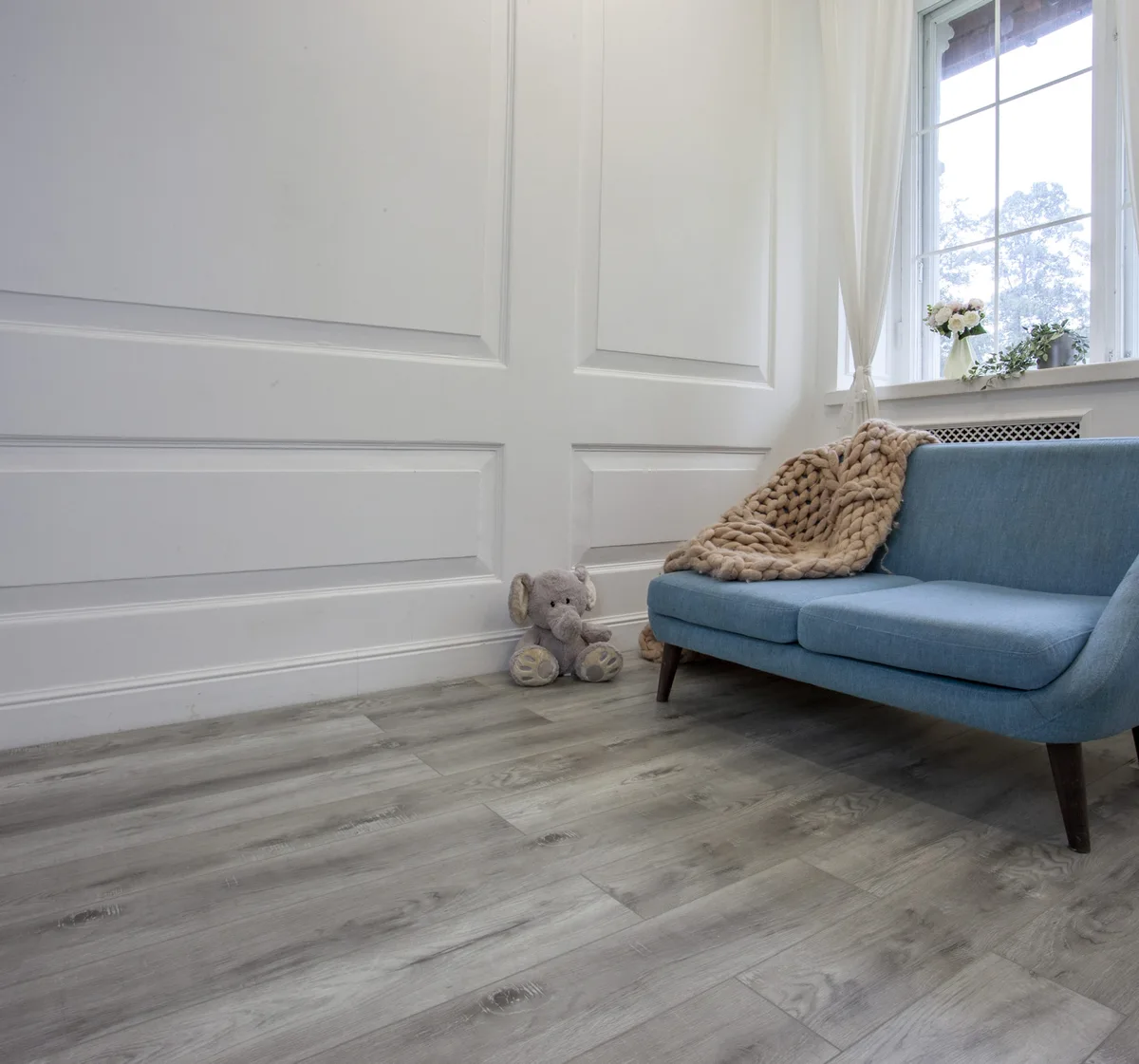 Кварцвиниловая плитка Damy Floor клеевая Family LVT Дуб Рустикальный Cерый TCM369-28-LVT 1227×187×2,5