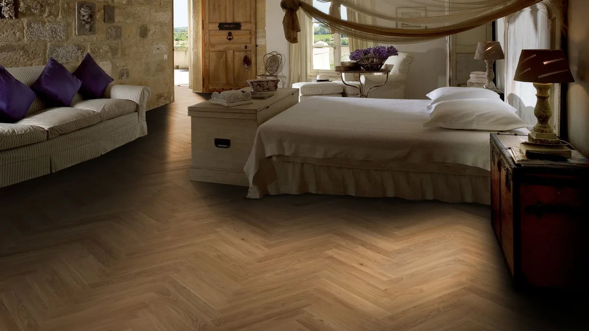 Инженерная доска Kahrs Студио Дуб CD матовый Oak CD matt lacquer HB 111PCDEK09KH050 Lively венгерская елка 490×70×11
