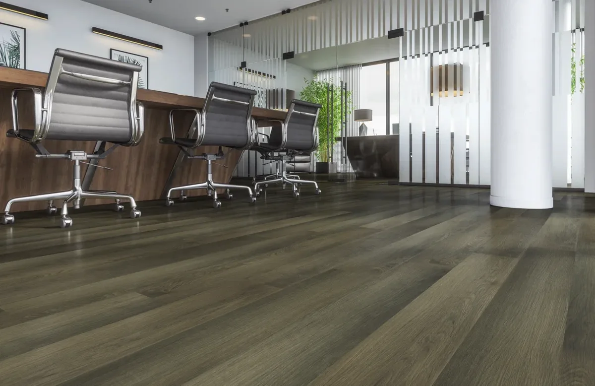 Кварцвиниловый SPC ламинат Home Expert Natural Дуб Древний лес 0-005 1220×150×3,5