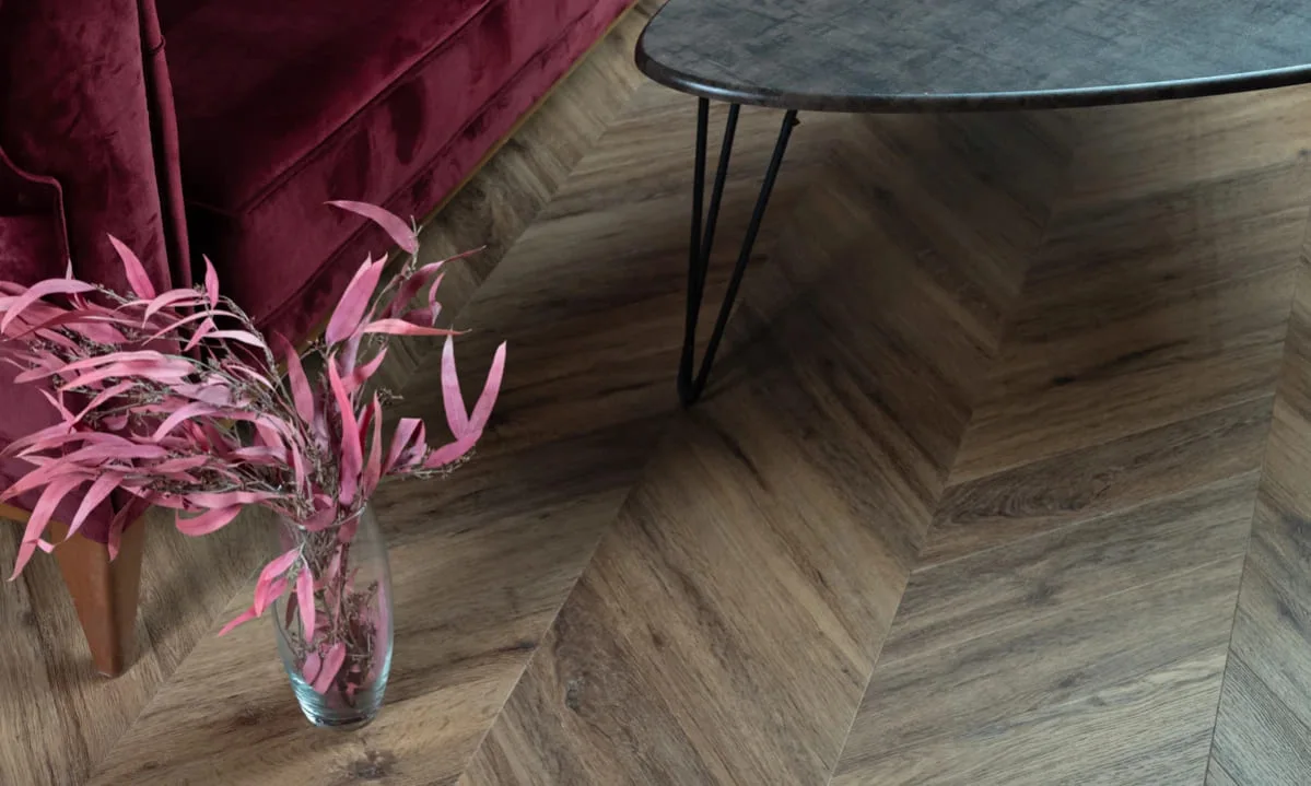 Кварцвиниловая плитка Vinilam клеевая Parquet Chevron Glue Шеврон Лувр I107516 французская елка 690×115×2,5